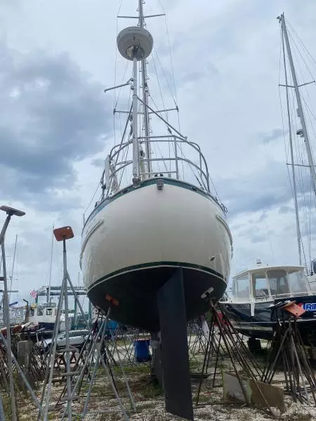 1981 Tayana Flying Dutchman 12