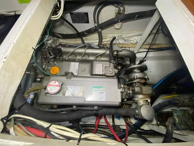 1981 Tayana Flying Dutchman 12