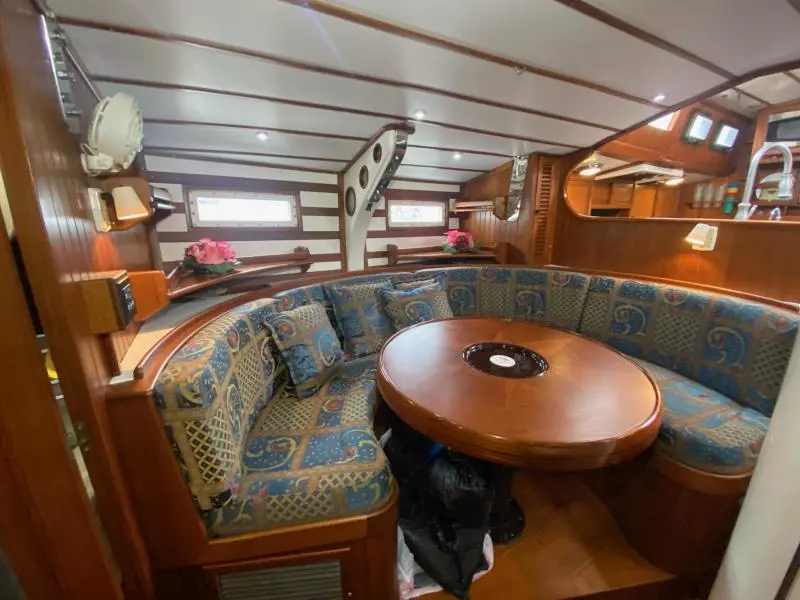 1981 Tayana Flying Dutchman 12