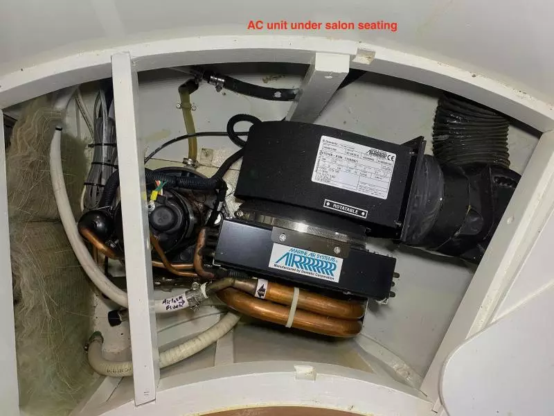 1981 Tayana Flying Dutchman 12