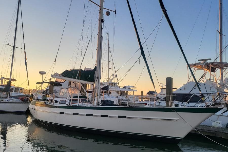 1981 Tayana Flying Dutchman 12