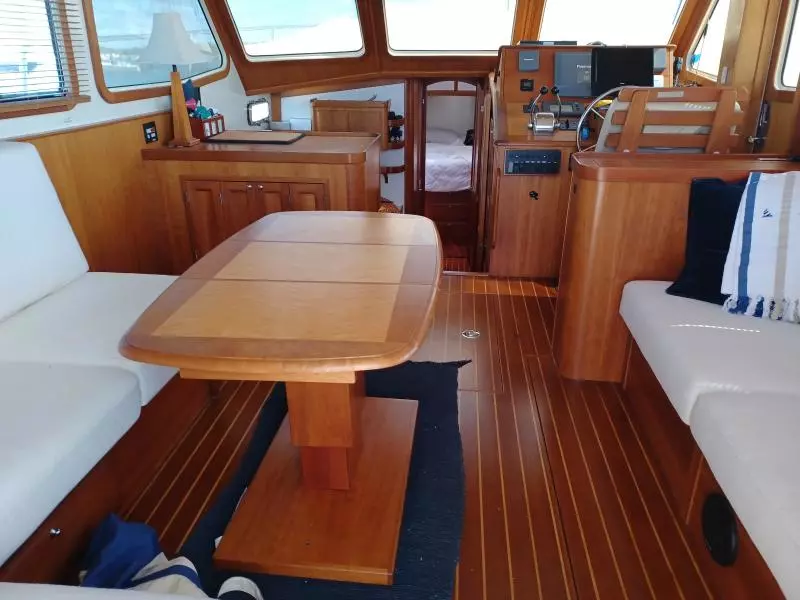 2003 Sabre 42 Flybridge