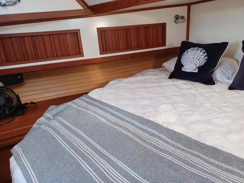 2003 Sabre 42 Flybridge