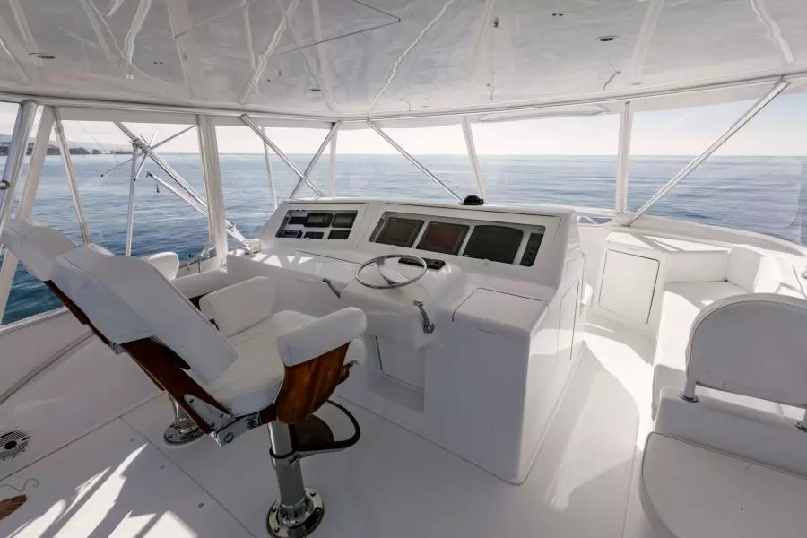 2003 Viking 56 Convertible - SECTACULAR BID