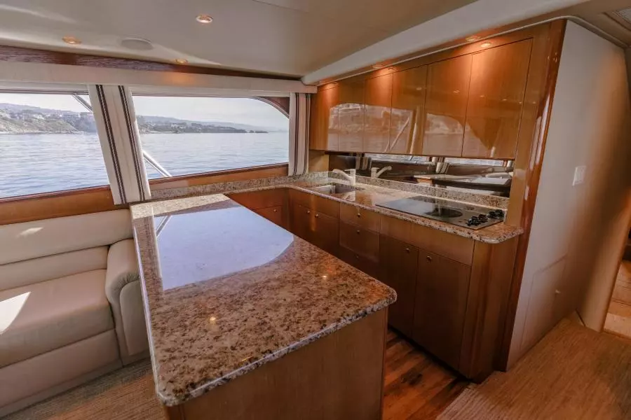 2003 Viking 56 Convertible - SECTACULAR BID