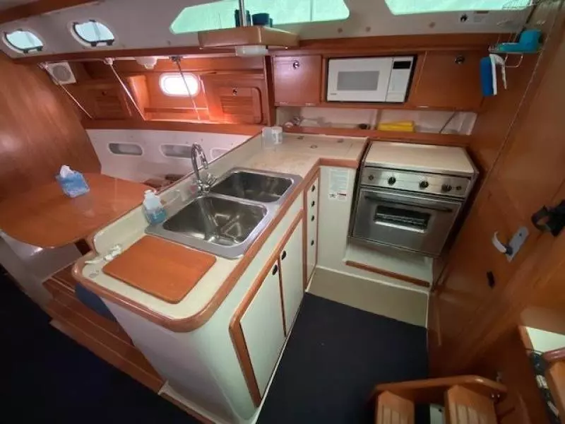 2001 Catalina 34 MKII