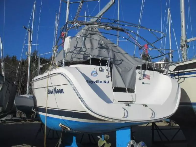 2006 Hunter 31