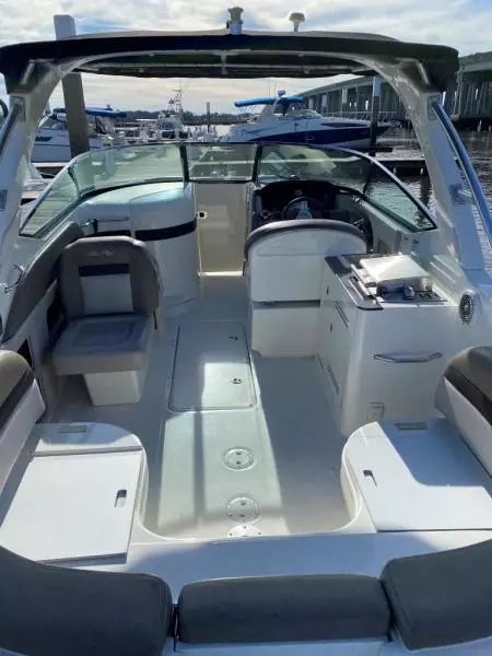 2012 Sea Ray 300SLX