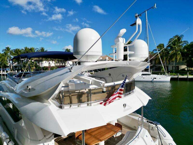 2005 Sunseeker Yacht