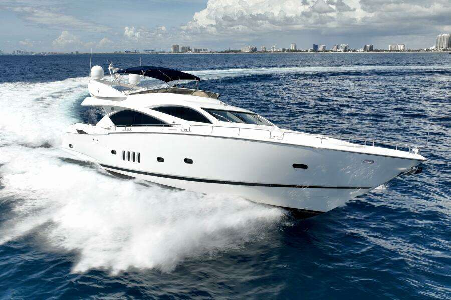 2005 Sunseeker Yacht