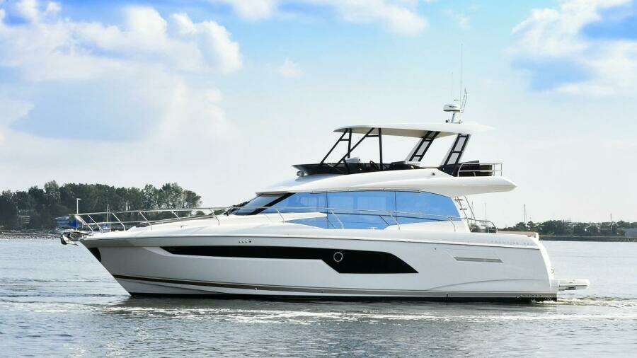 2019 Prestige 520 Fly