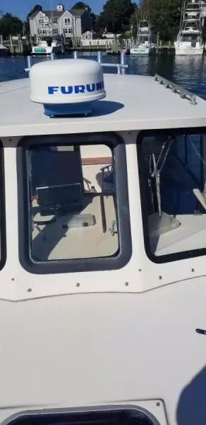 2000 Atlas 25 Pilot House