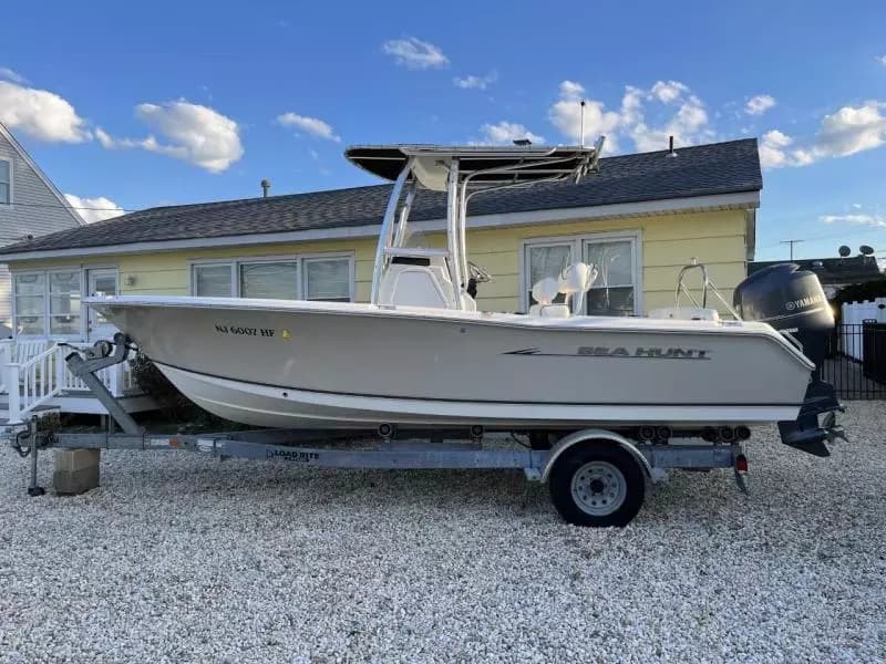 2013 Sea Hunt 211 Ultra