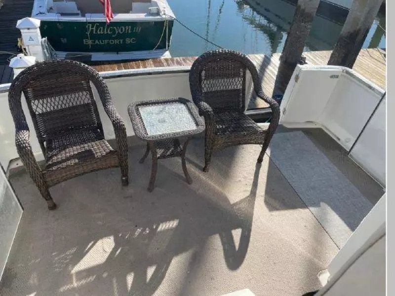 1999 Carver 356 Aft Cabin MY