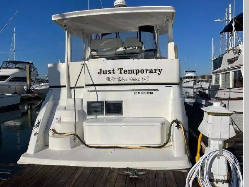 1999 Carver 356 Aft Cabin MY