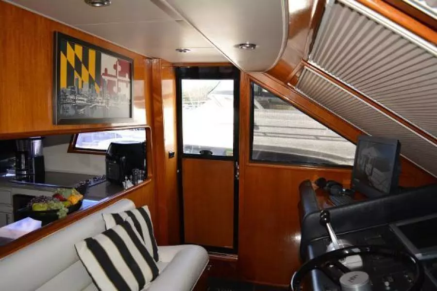 1989 Viking Motor Yacht