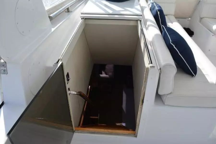 1989 Viking Motor Yacht