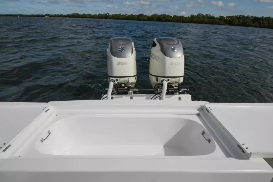 2019 Ocean Master 336 Center Console 