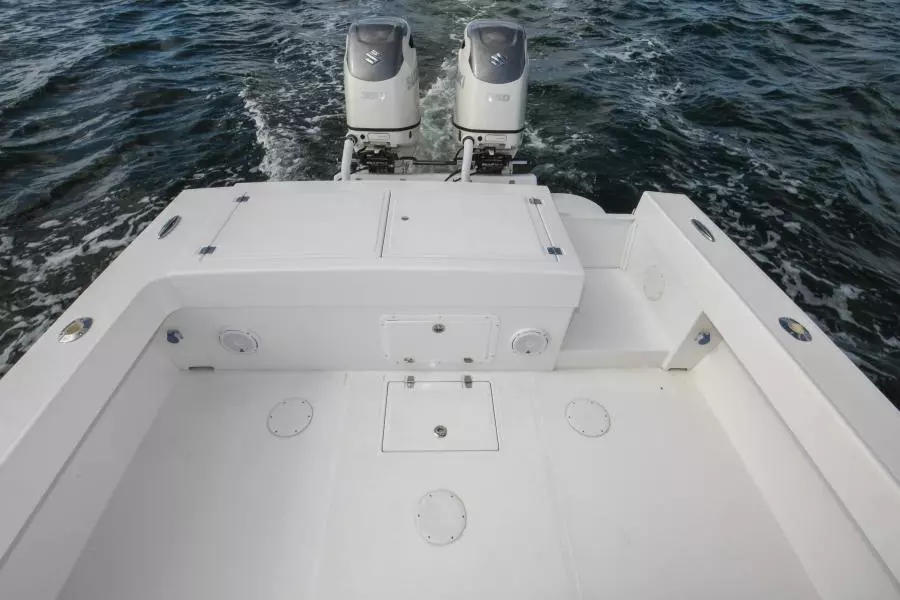 2019 Ocean Master 336 Center Console 