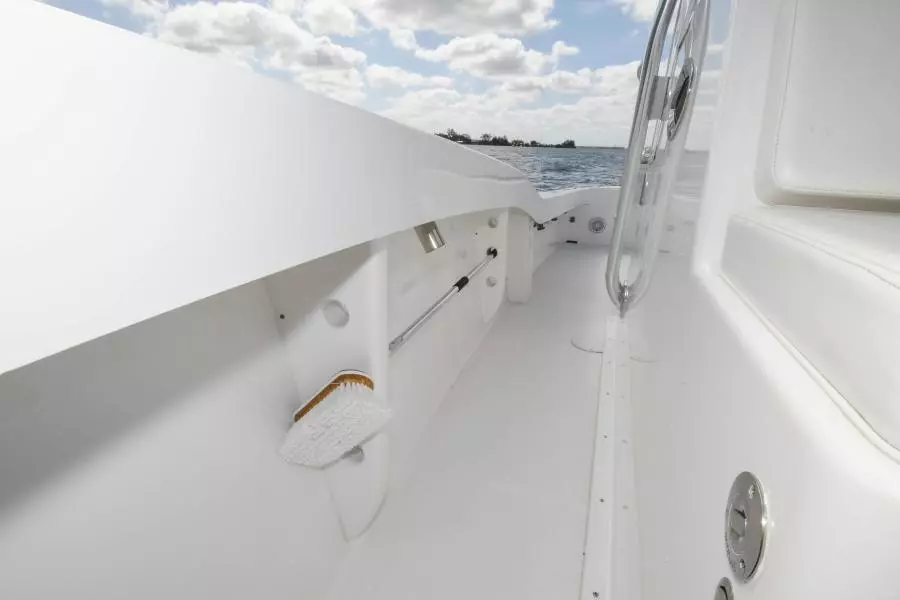 2019 Ocean Master 336 Center Console 