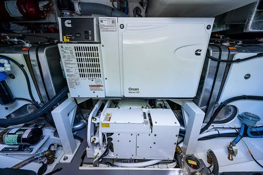 2022 Prestige 520 Fly