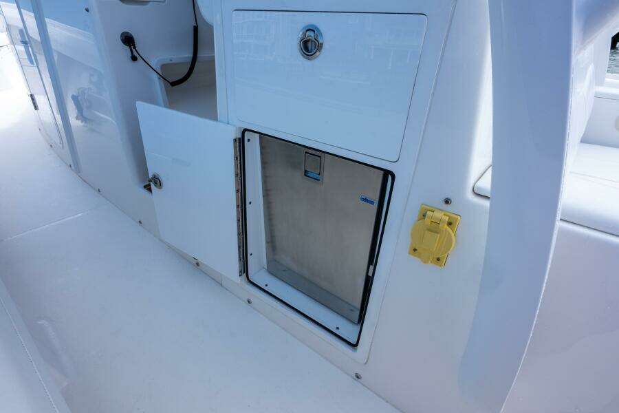 37 Regulator 2022 Dave 31