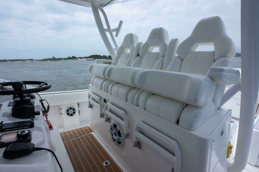 37 Regulator 2022 Dave 34