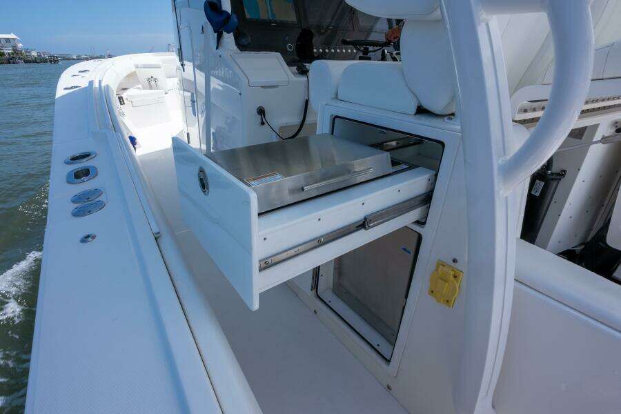 37 Regulator 2022 Dave 32