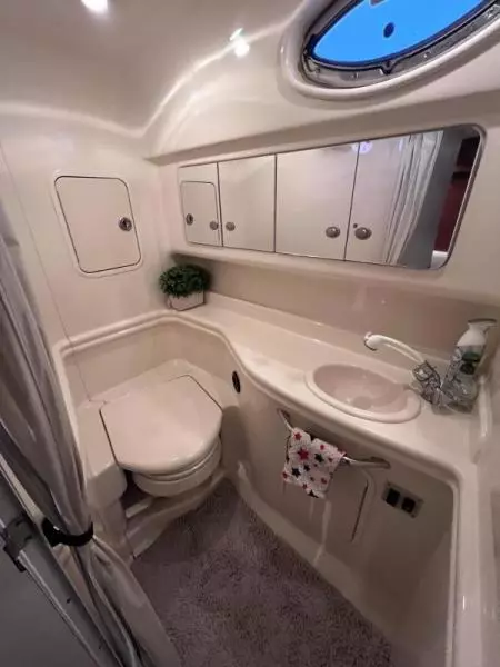 2005 Sea Ray Sundancer 320