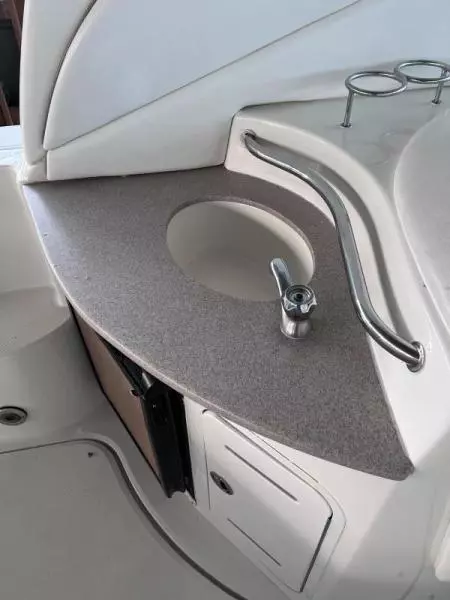 2005 Sea Ray Sundancer 320