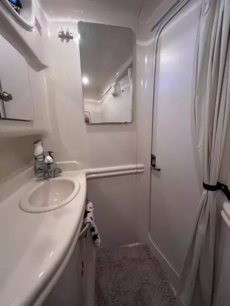 2005 Sea Ray Sundancer 320