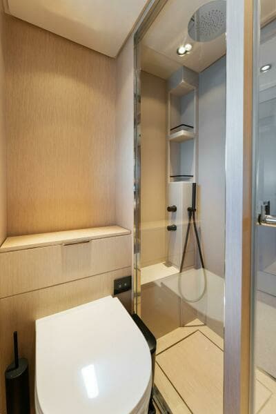 2023 Ferretti Yachts 780