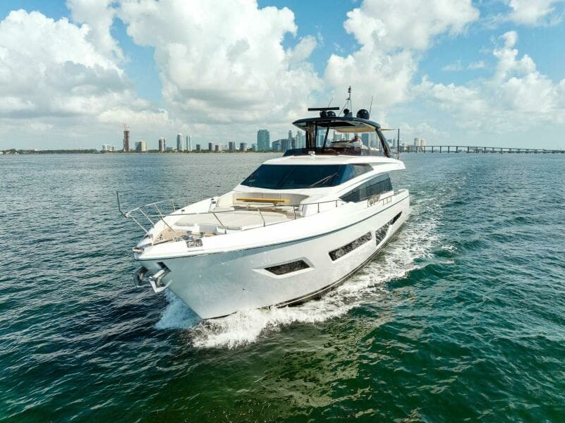 2023 Ferretti Yachts 780