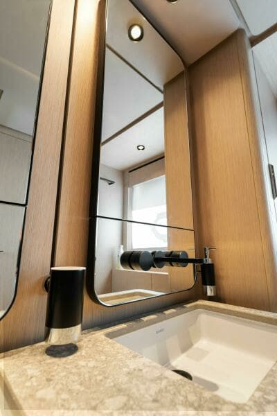 2023 Ferretti Yachts 780