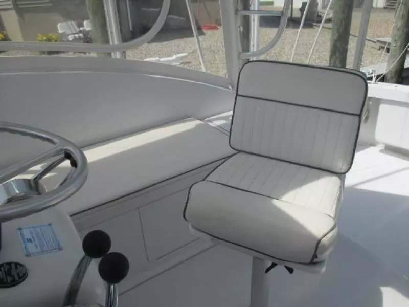 1999 Luhrs 29 Open