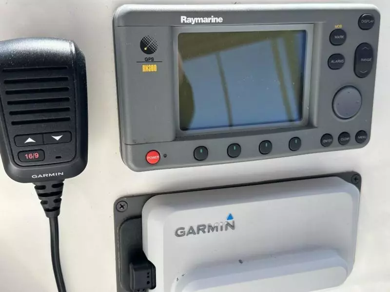 2004 Silverton 39 Motor Yacht