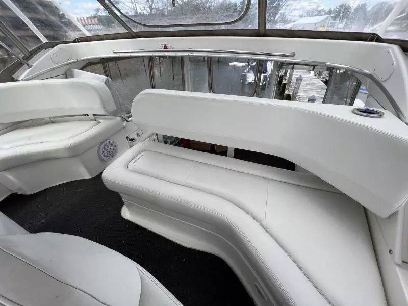 2004 Silverton 39 Motor Yacht