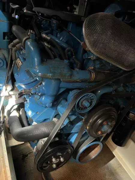 2004 Silverton 39 Motor Yacht