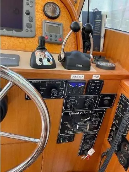 2008 Island Pilot IP435