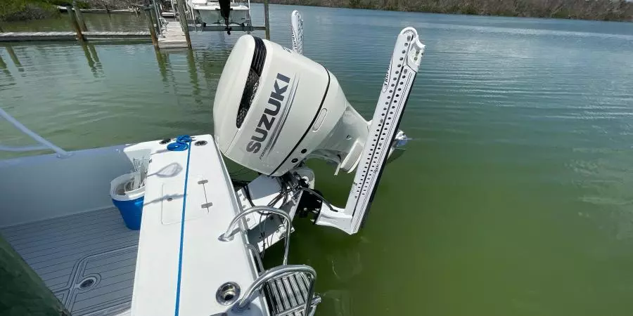 2006 Andros Tarpon 26