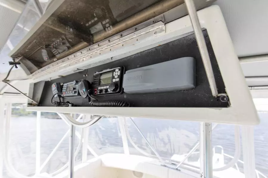 1981 Bertram 42 Convertible Balls To The Wall Helm 2