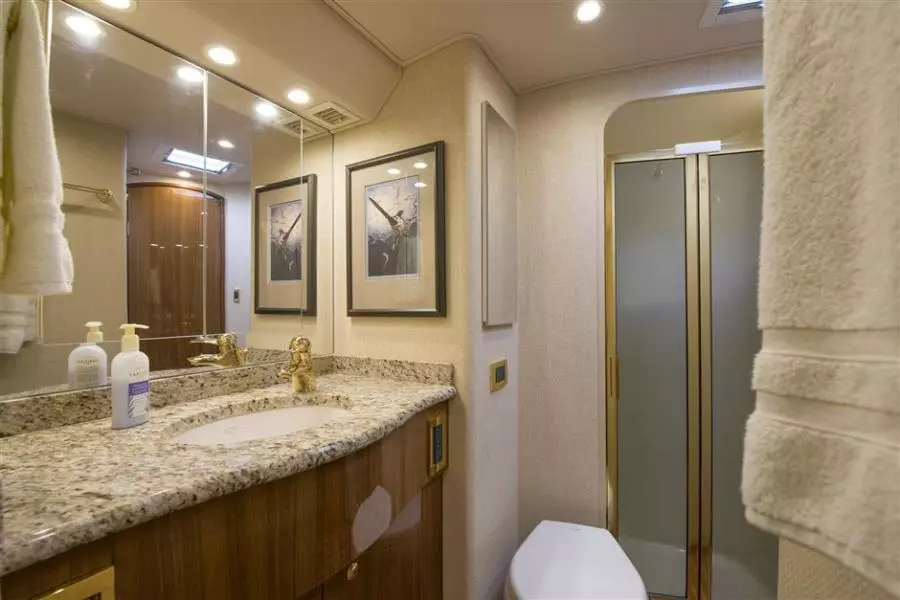 2008 Viking 52 Sport Coupe She's All Hooked Up