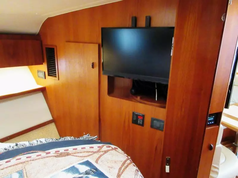 Forward / Master, starboard aft