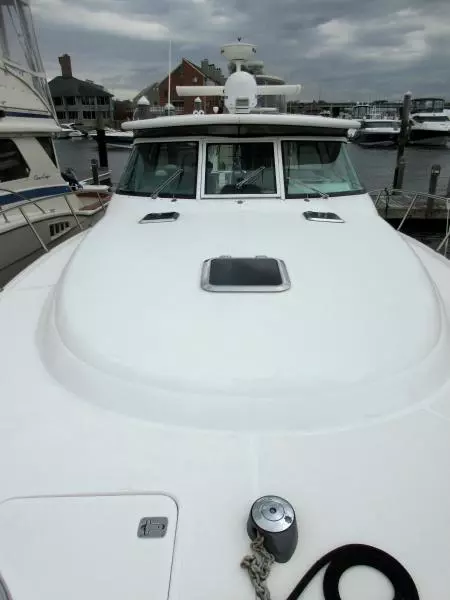 Foredeck, aft
