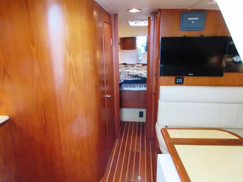 Salon to Head & Master