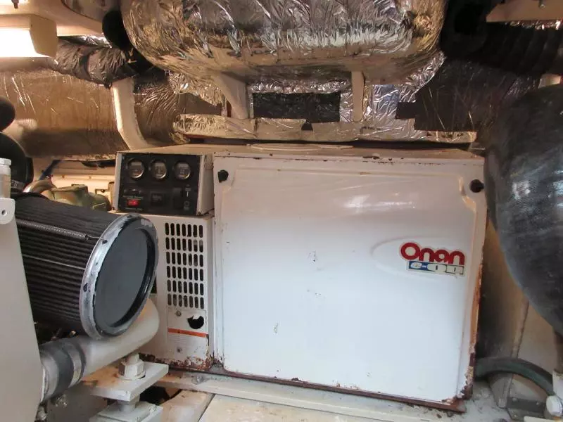 Onan genset aft