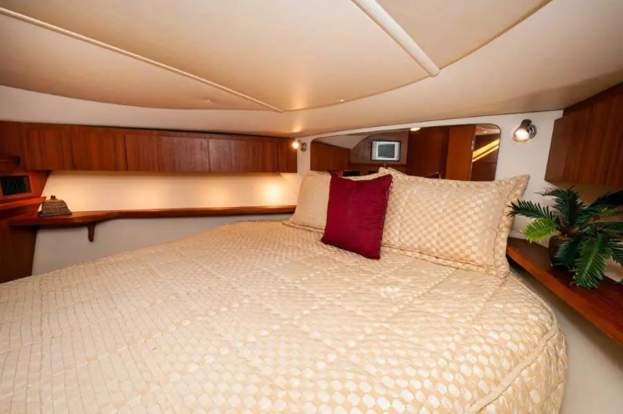 2003 Tiara Yachts 4200 Open  Kingfisher Master SR 2