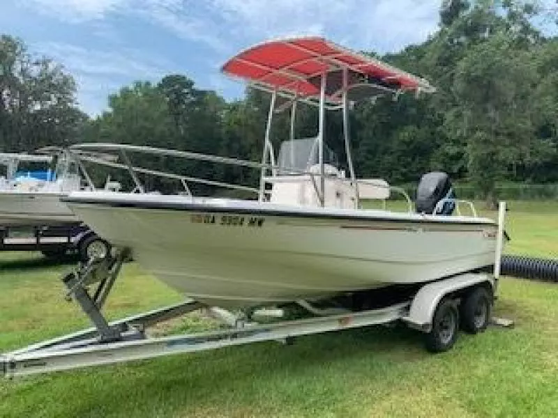 2003 Boston Whaler Dauntless 180