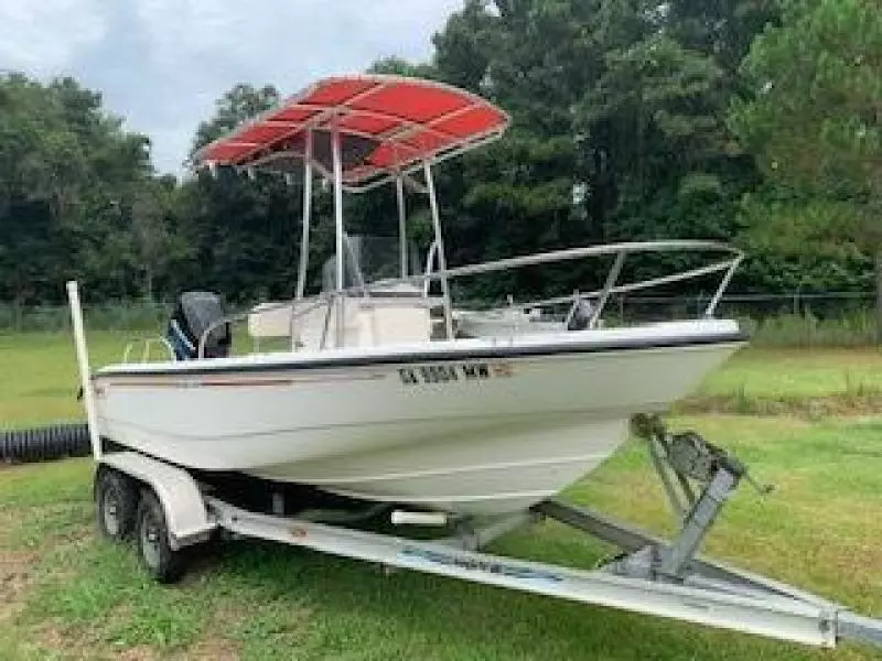 2003 Boston Whaler Dauntless 180