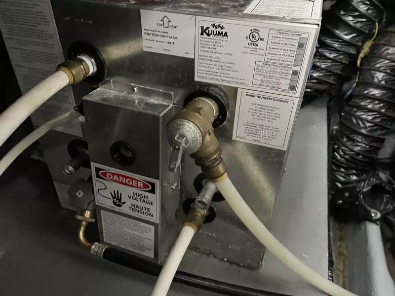 1997 Four Winns 258 Vista